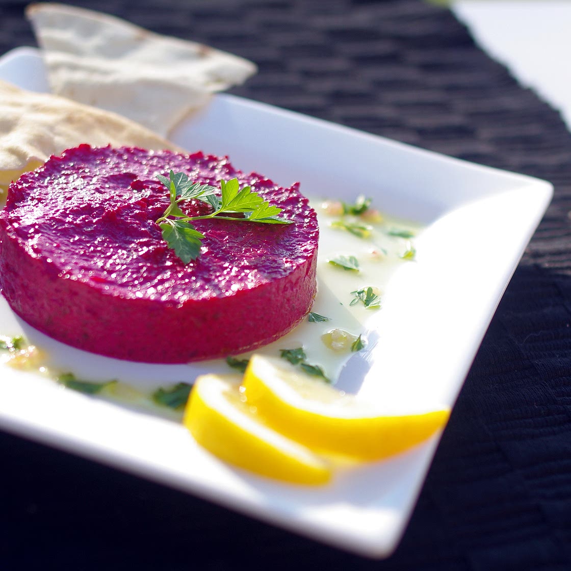 Mtabbal el chawandar / Dip de betteraves à la crème de sésame