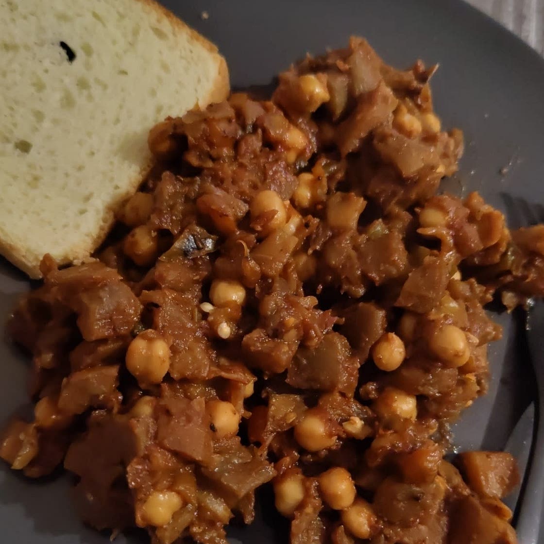 Stufato di melanzane e ceci