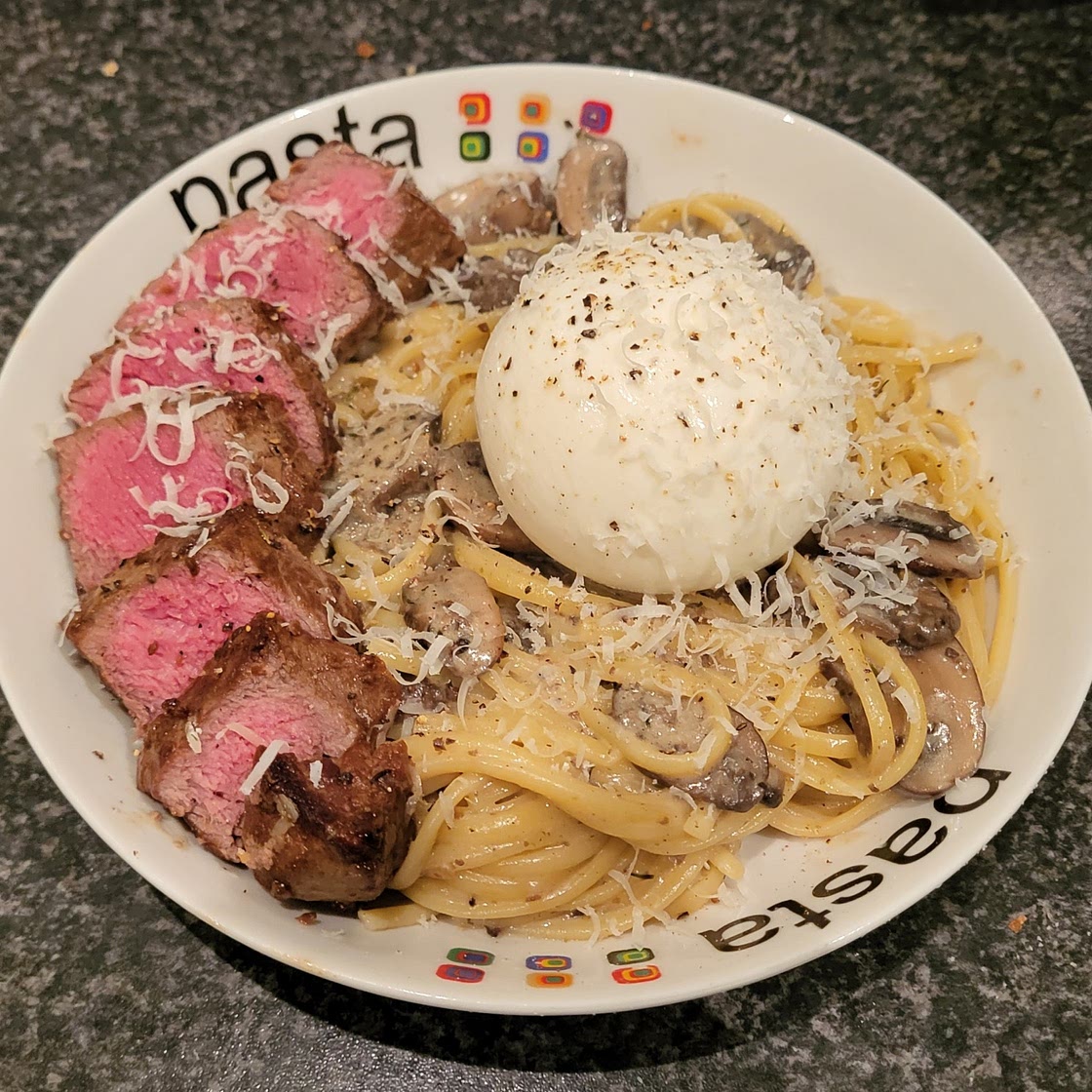 Truffelpasta met Burrata en Biefstuk