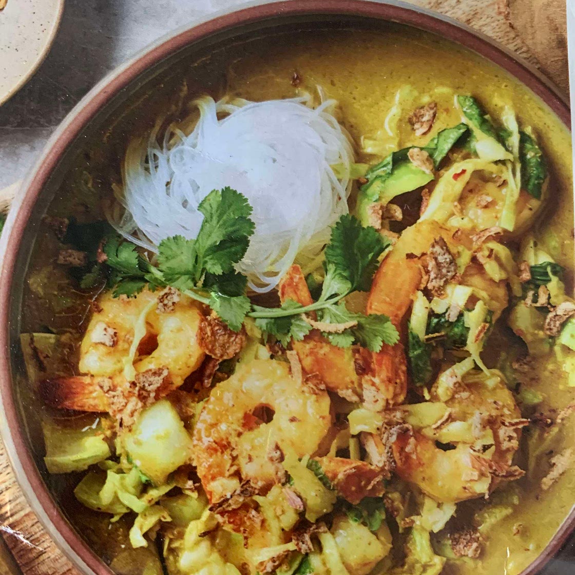 Prawn laksa with cabbage