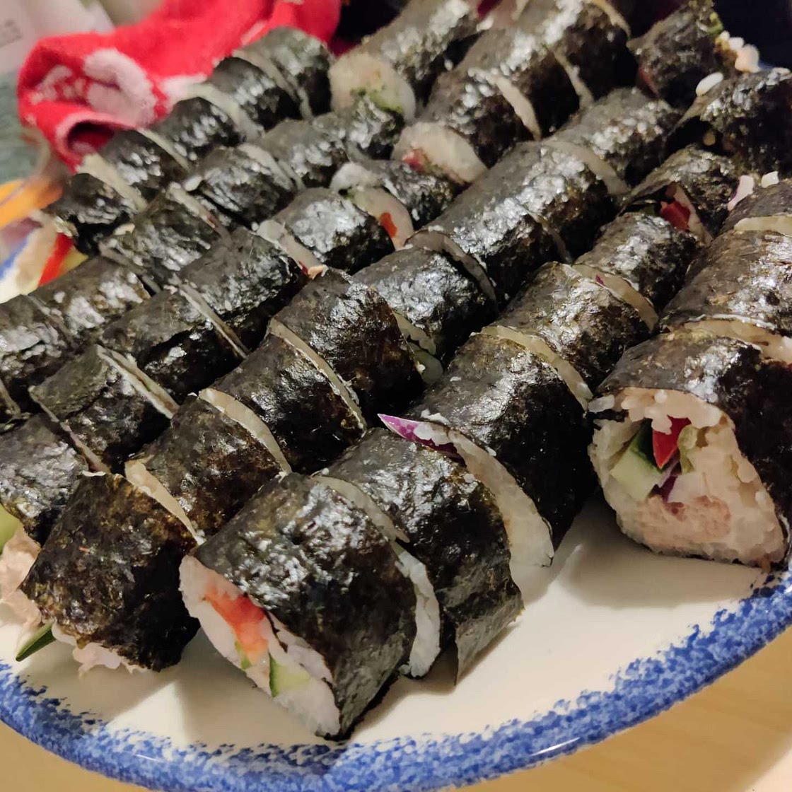 Sushi rolls with tuna and surimi
