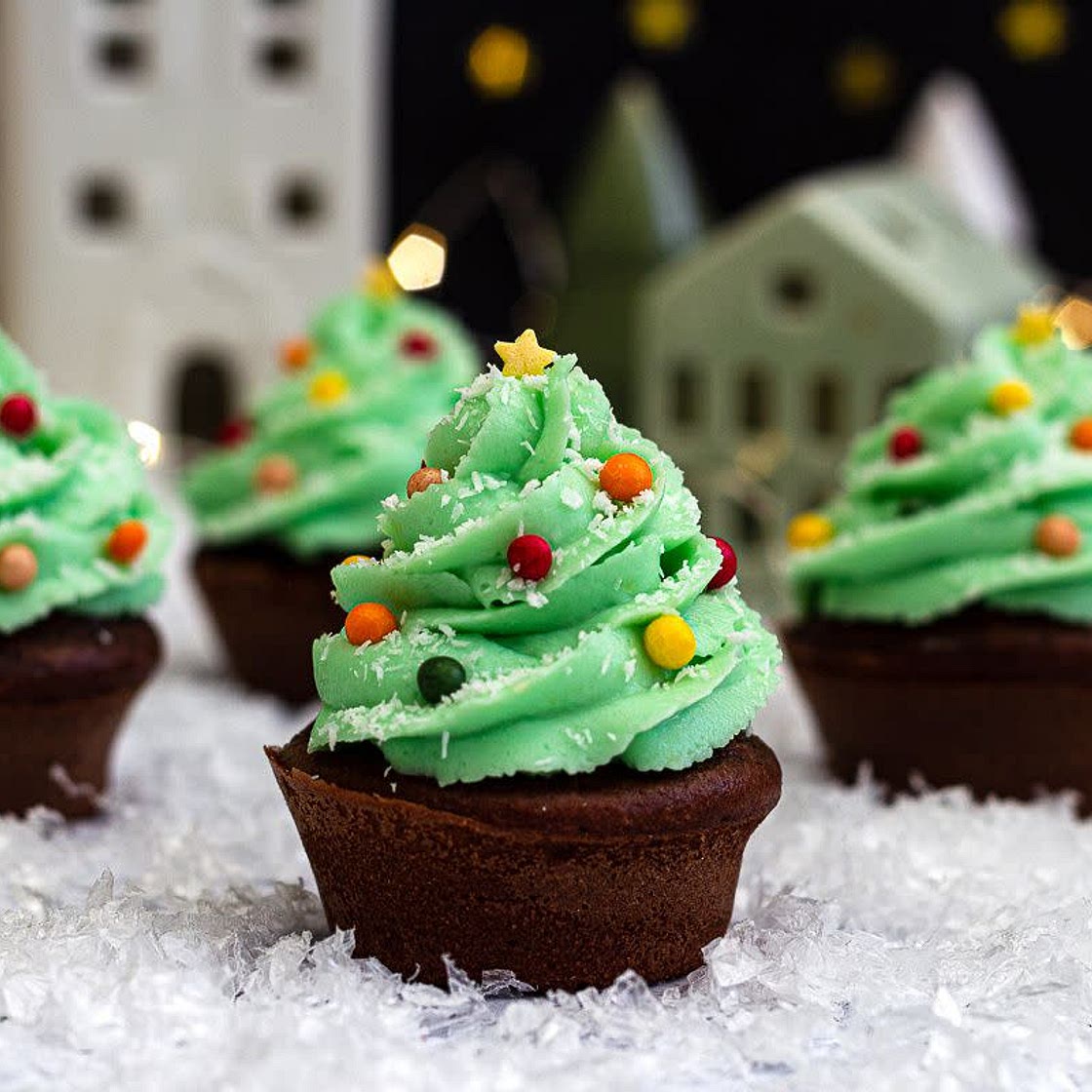 Pour noël faites une jolie forêt de sapin de Noël en cupcakes !