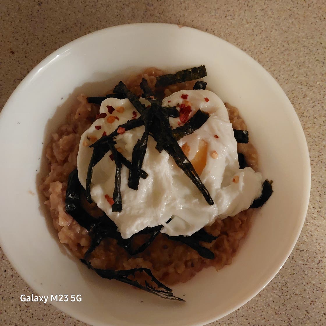 Savoury oatmeal