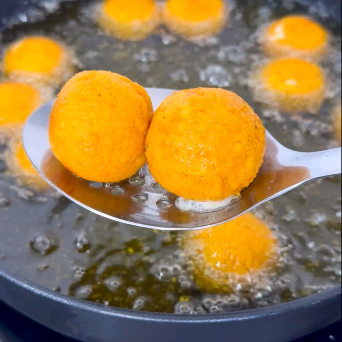 SQUASH AND BLUE CHEESE BALLS