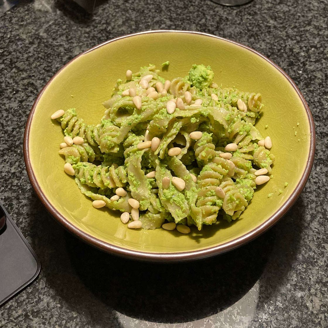 Creamy Vegan Avocado Pesto