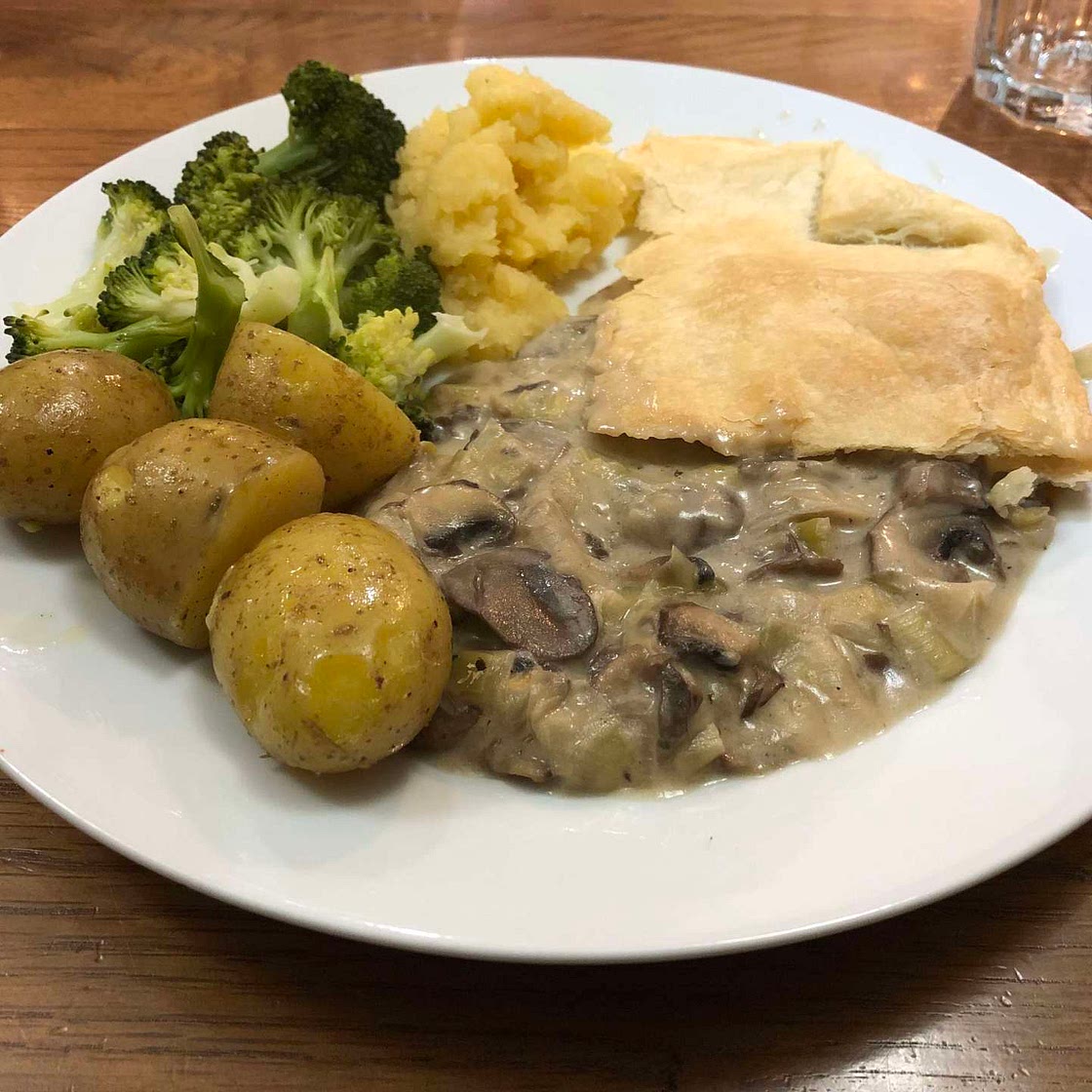 Leek and mushroom pie 