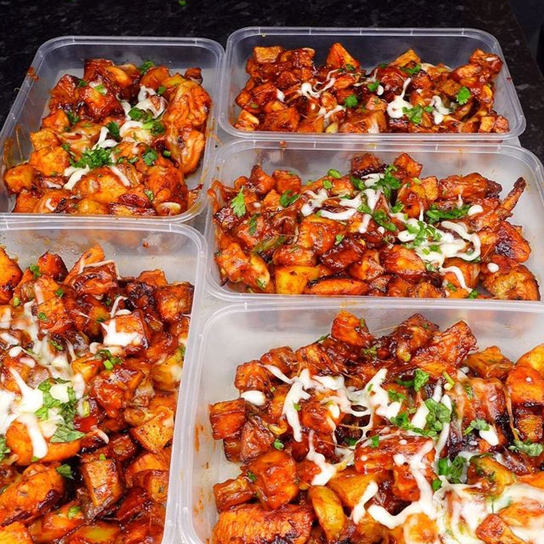 HIGH PROTEIN MEAL PREP HONEY BBQ CHICKEN & POTATOES