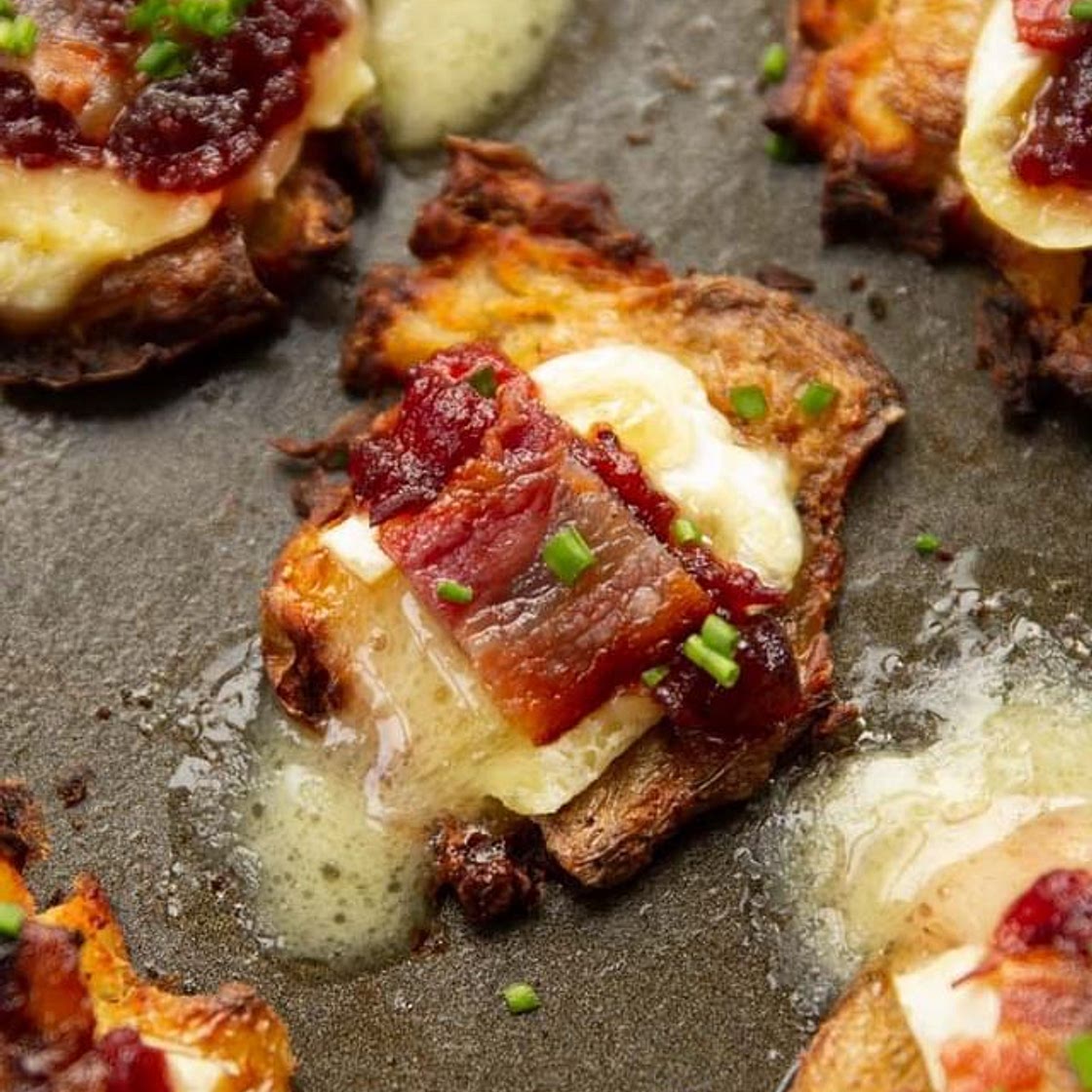 BRIE, BACON & CRANBERRY SMASHED POTATOES