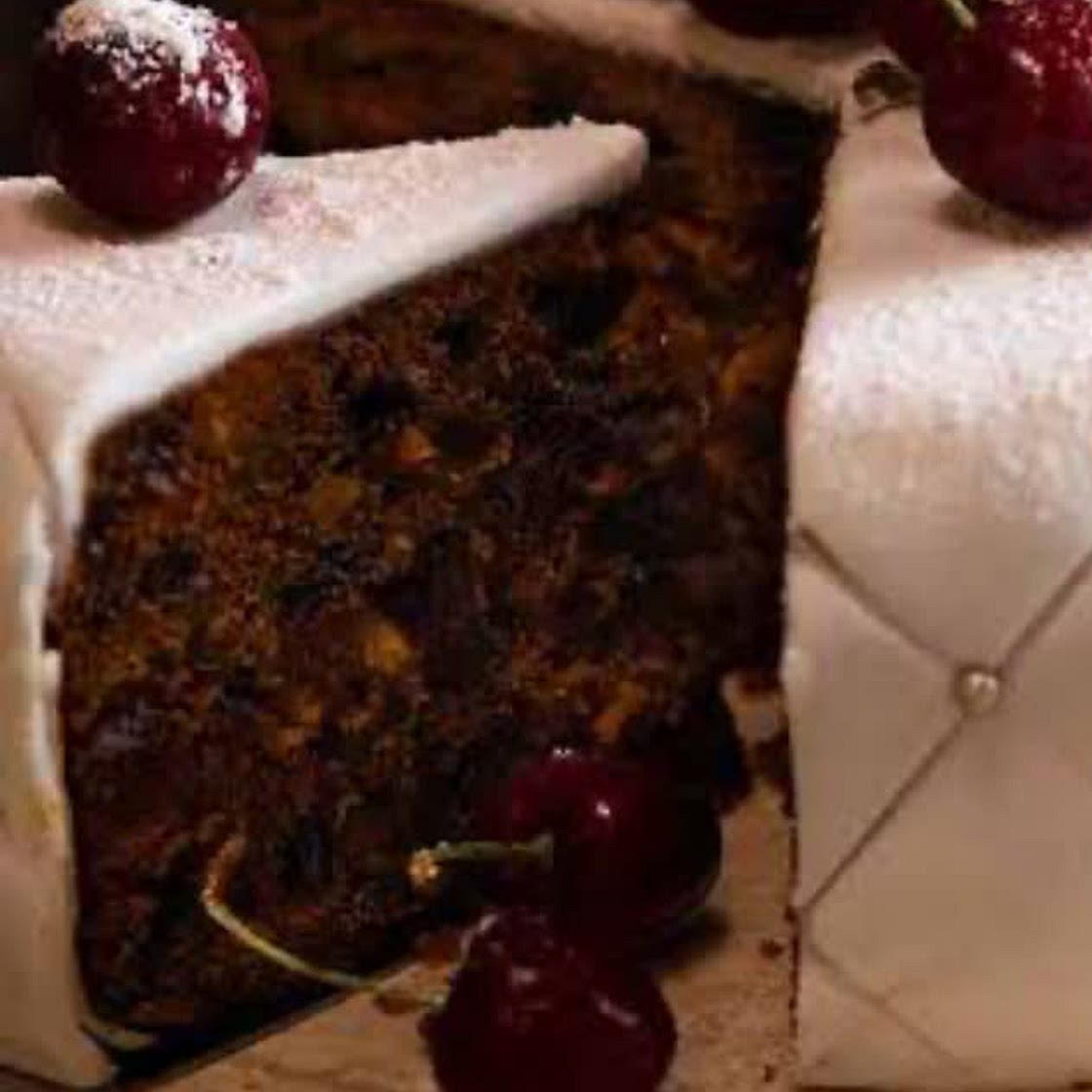 Deluxe Fruit Cake