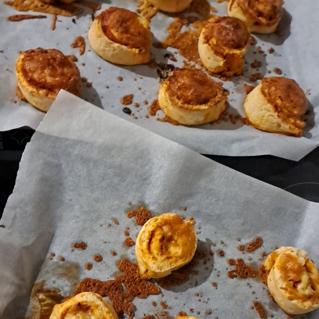 Hawaiian pizza scrolls