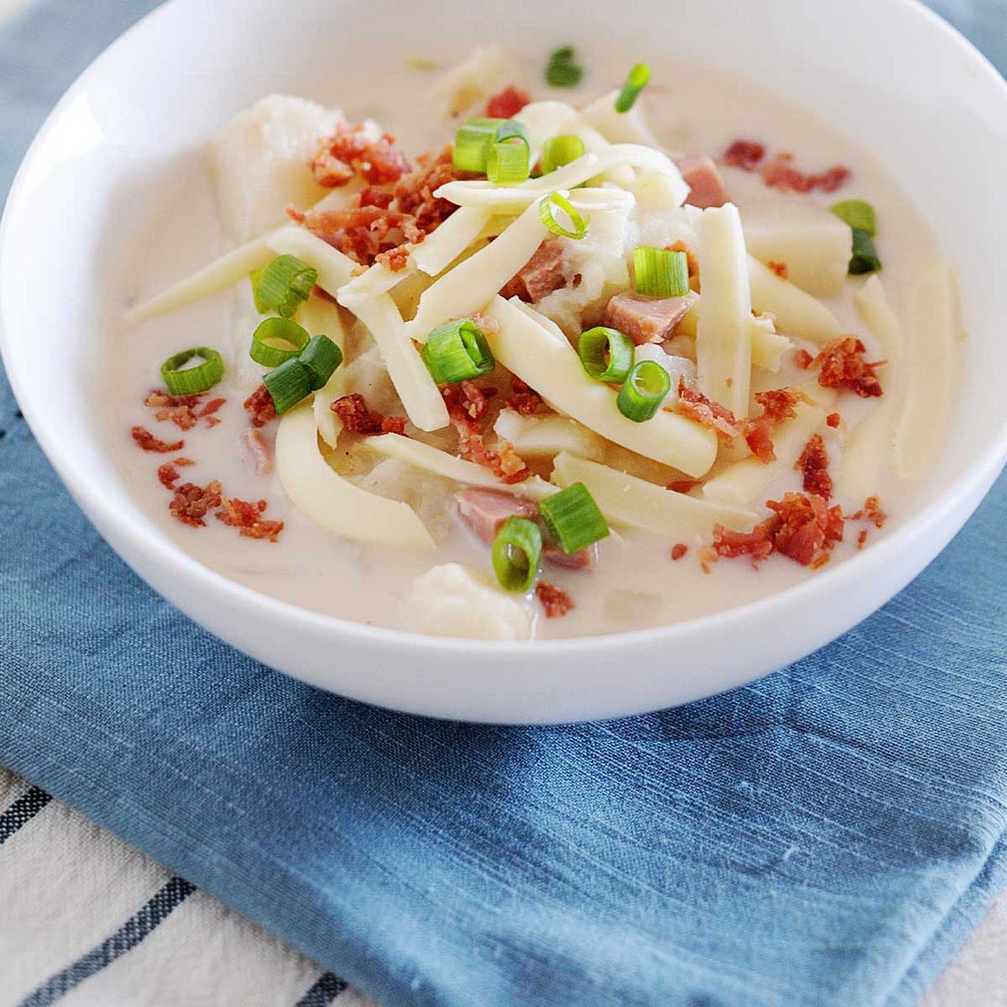 Slow Cooker Loaded Baked Potato Soup