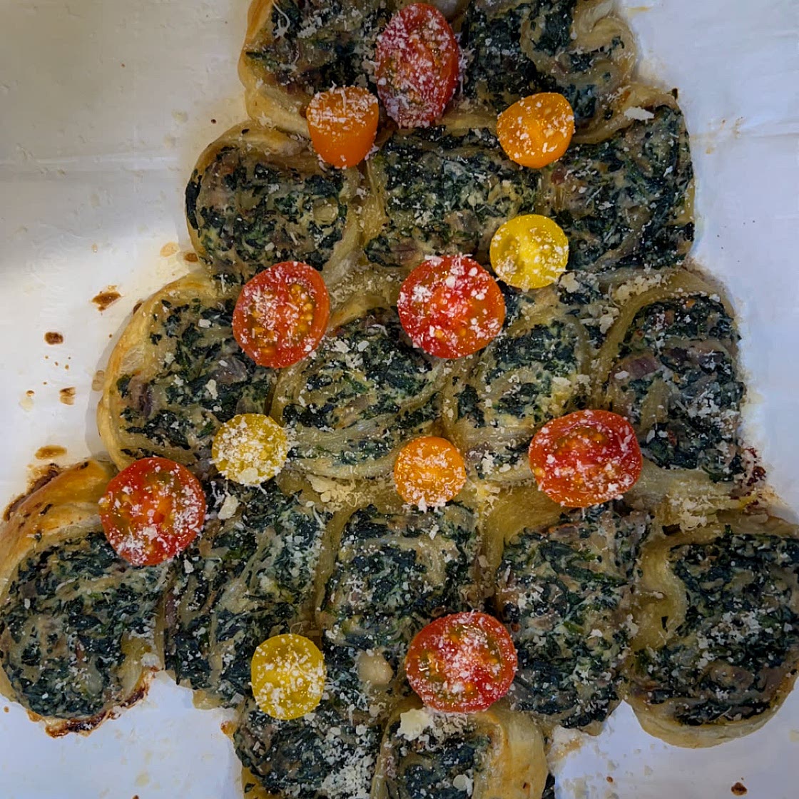 Spinach and Ricotta Puff Pastry Christmas Tree