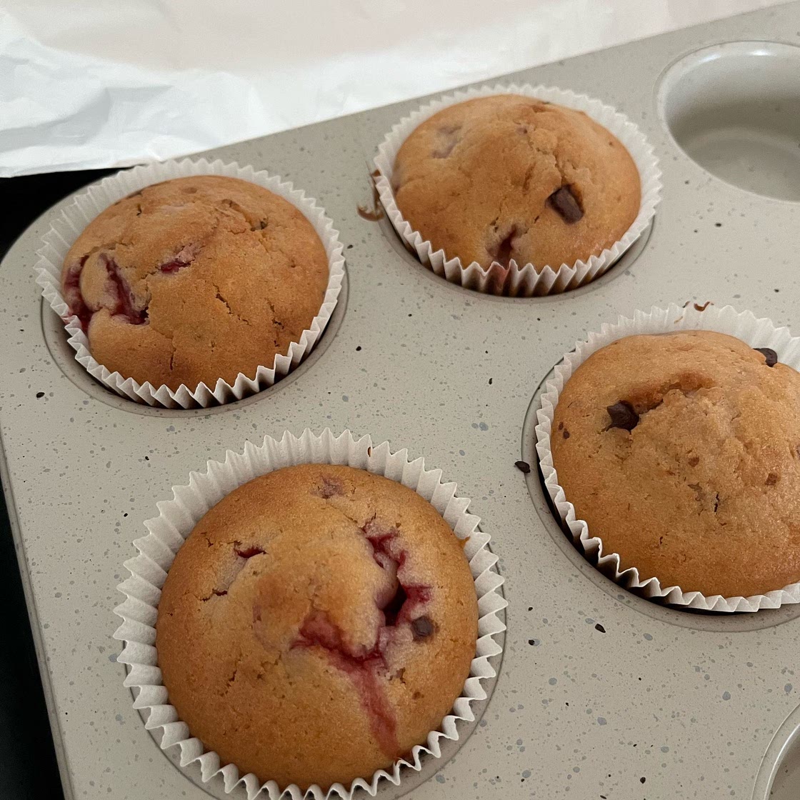 Strawberry muffins 🍓