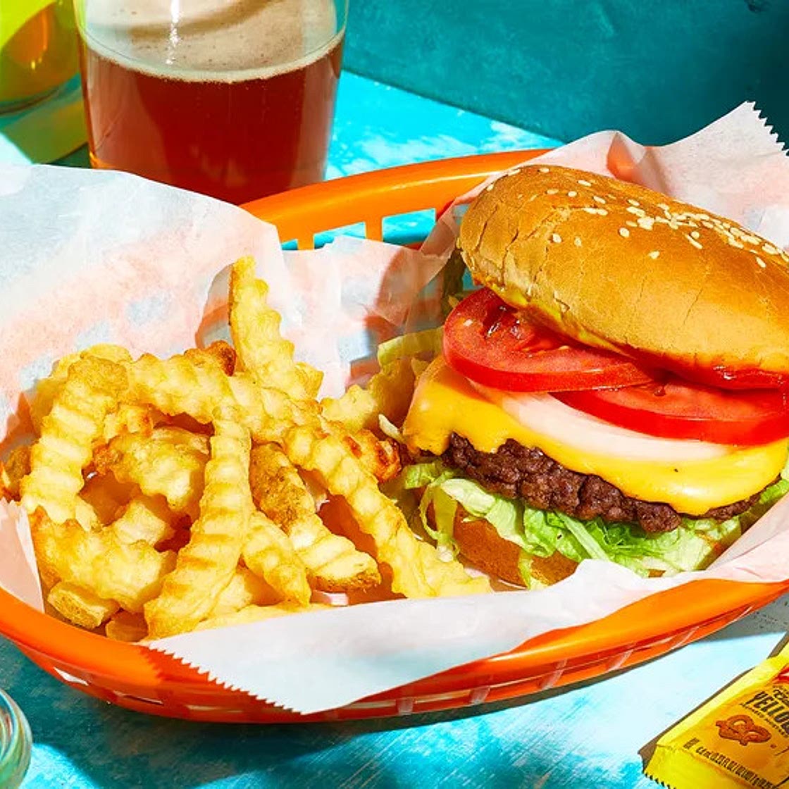 Smash burgers with yummy sauce!