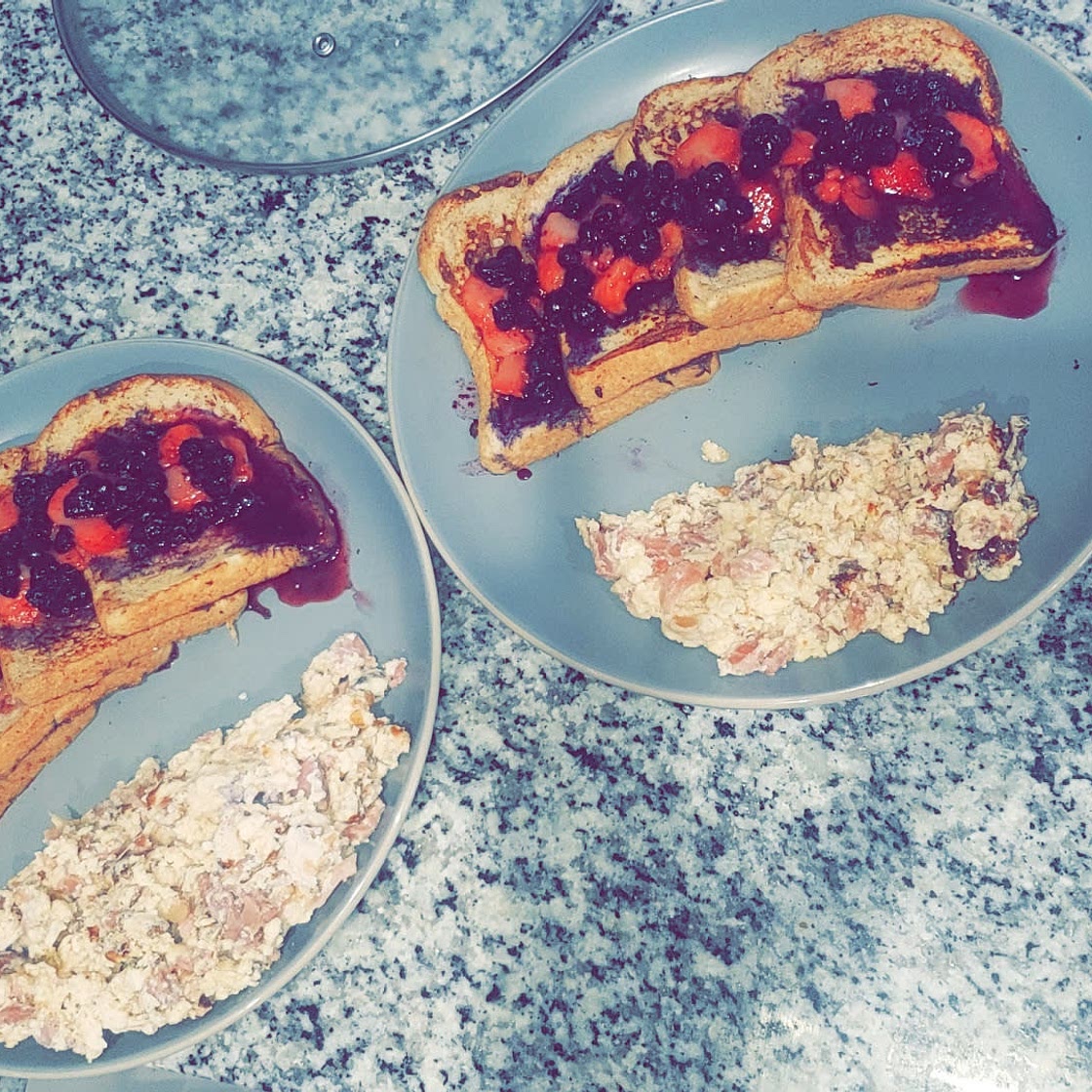 Scrambled Egg Whites with Ham + Extras