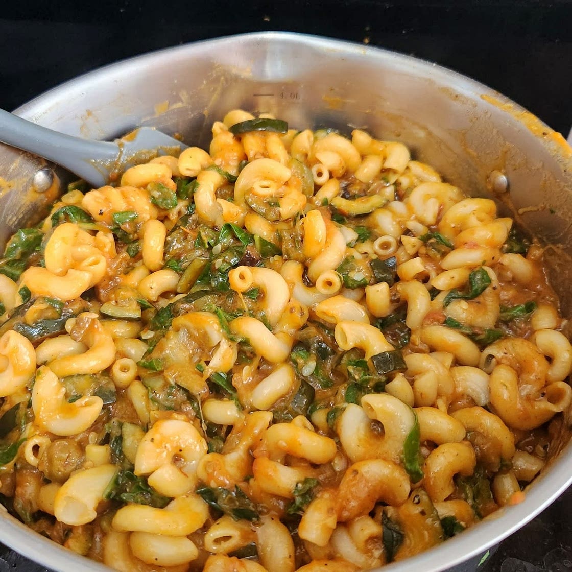 Creamy Chili Zucchini and Spinach Pasta