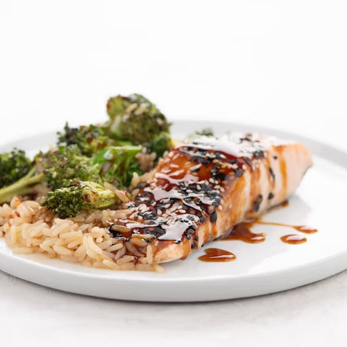 Teriyaki salmon with rice and broccoli