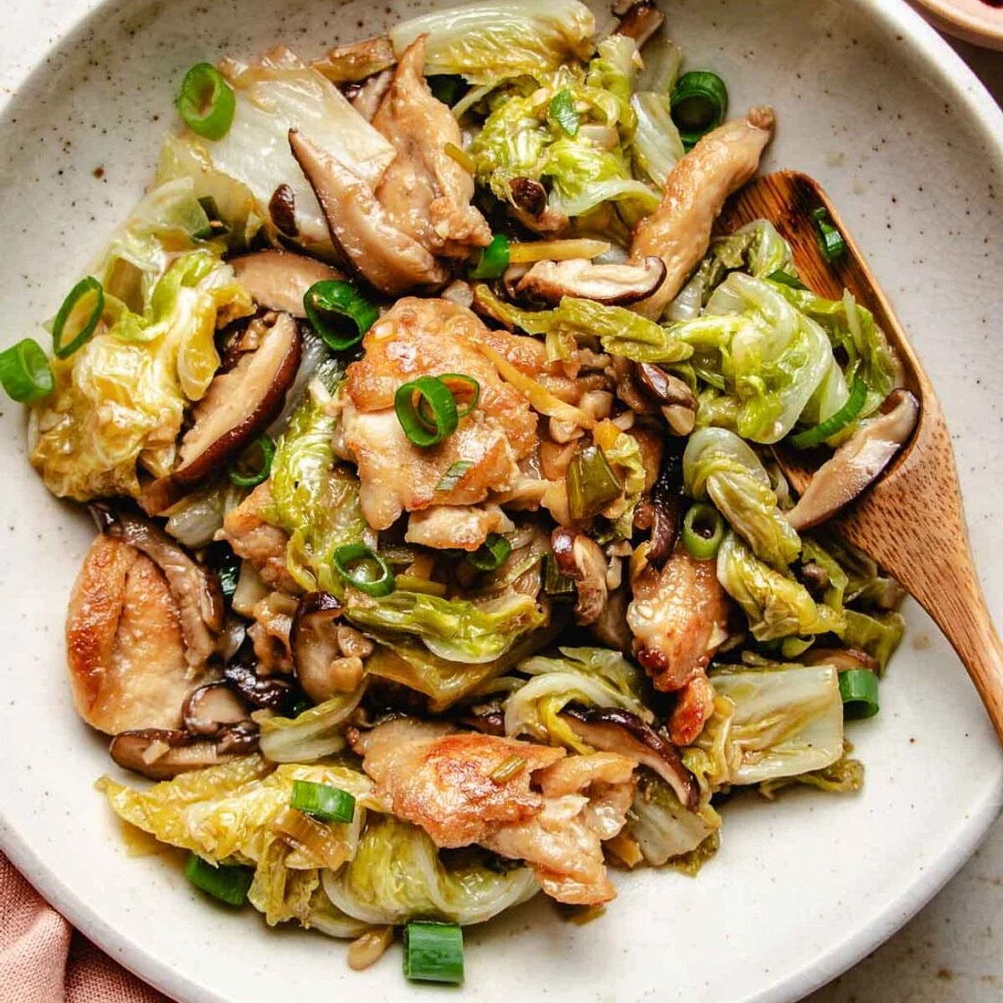 Chicken and cabbage stir fry with black rice
