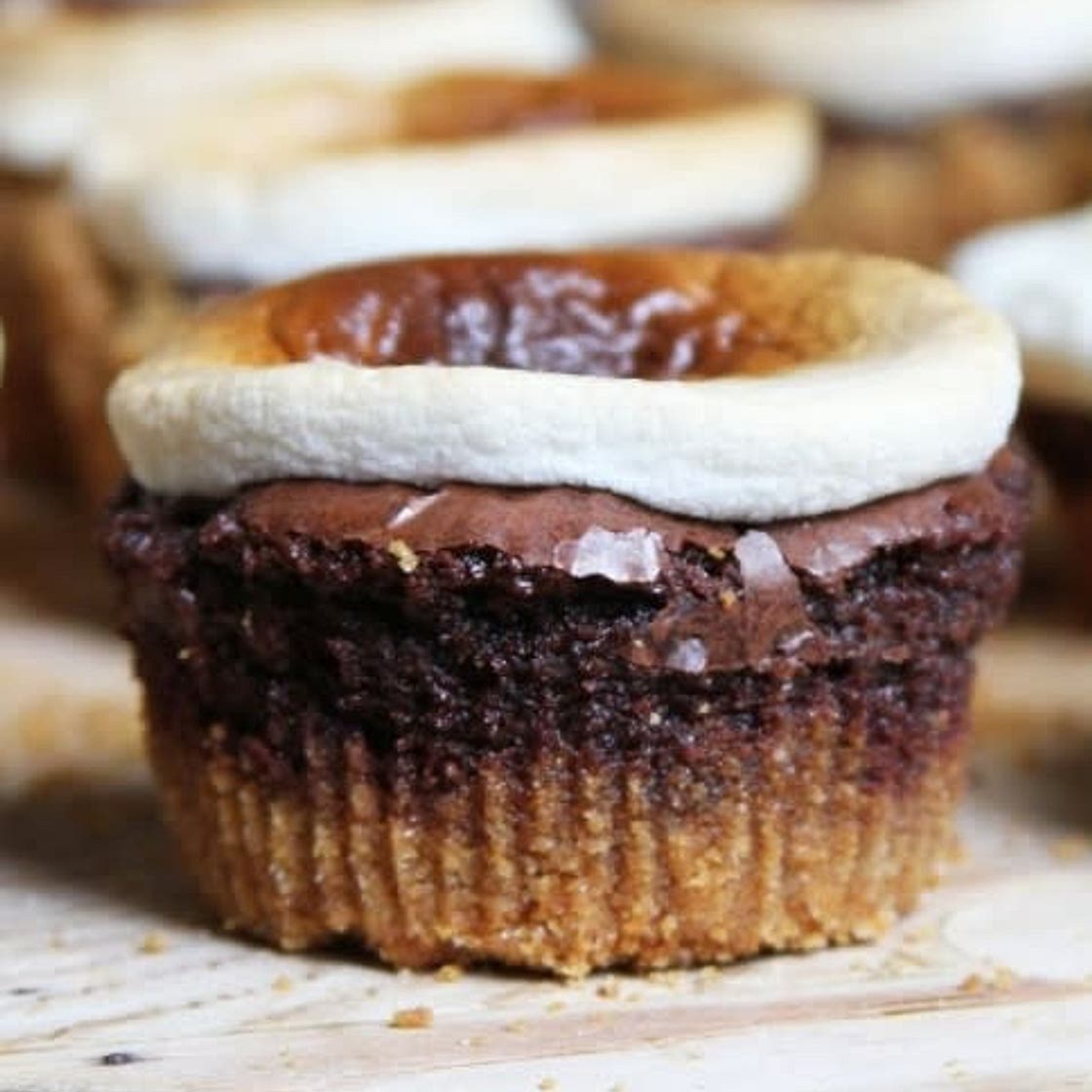 D'licious Smore Brownie Bites /
Smores Stuffed Brownies