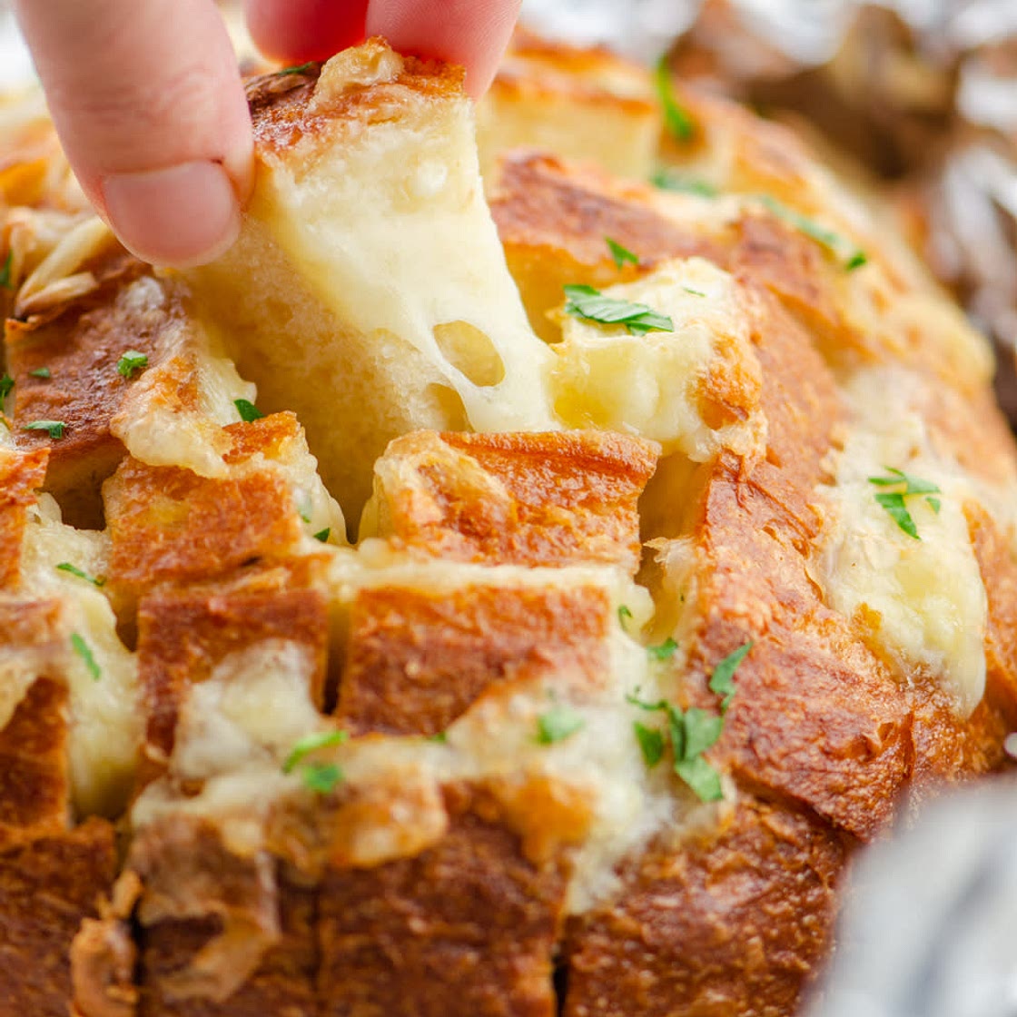 Garlic Butter Brie Pull Apart Bread