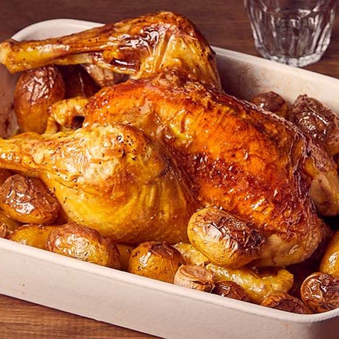 Poulet rôti et pommes de terre grenailles