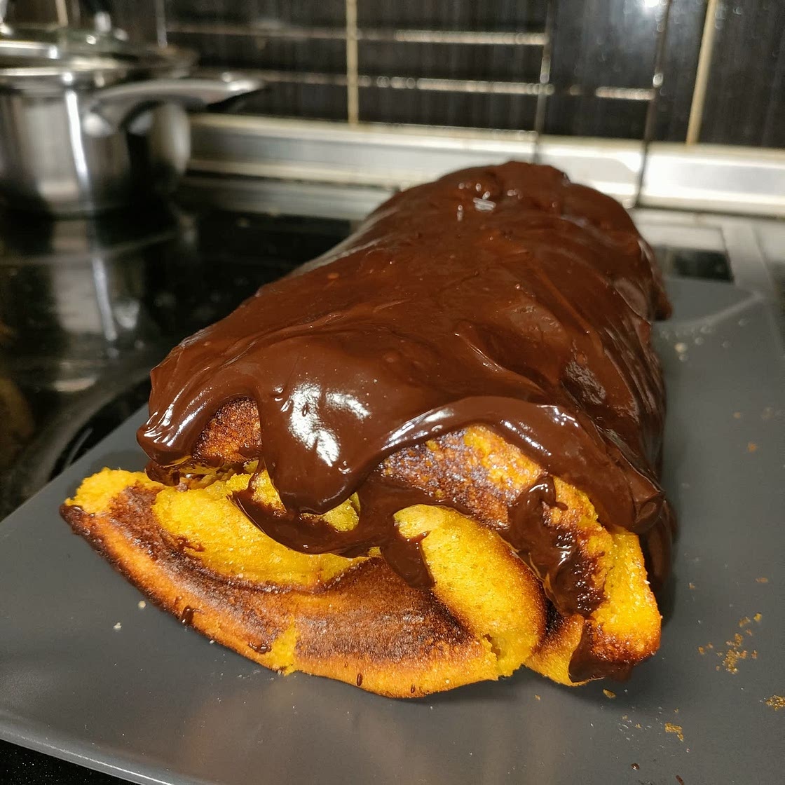 Torta de cenoura e chocolate (carrot roll with chocolate)