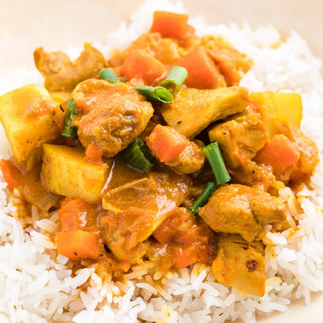 Instant Pot Chicken and Veggie Curry