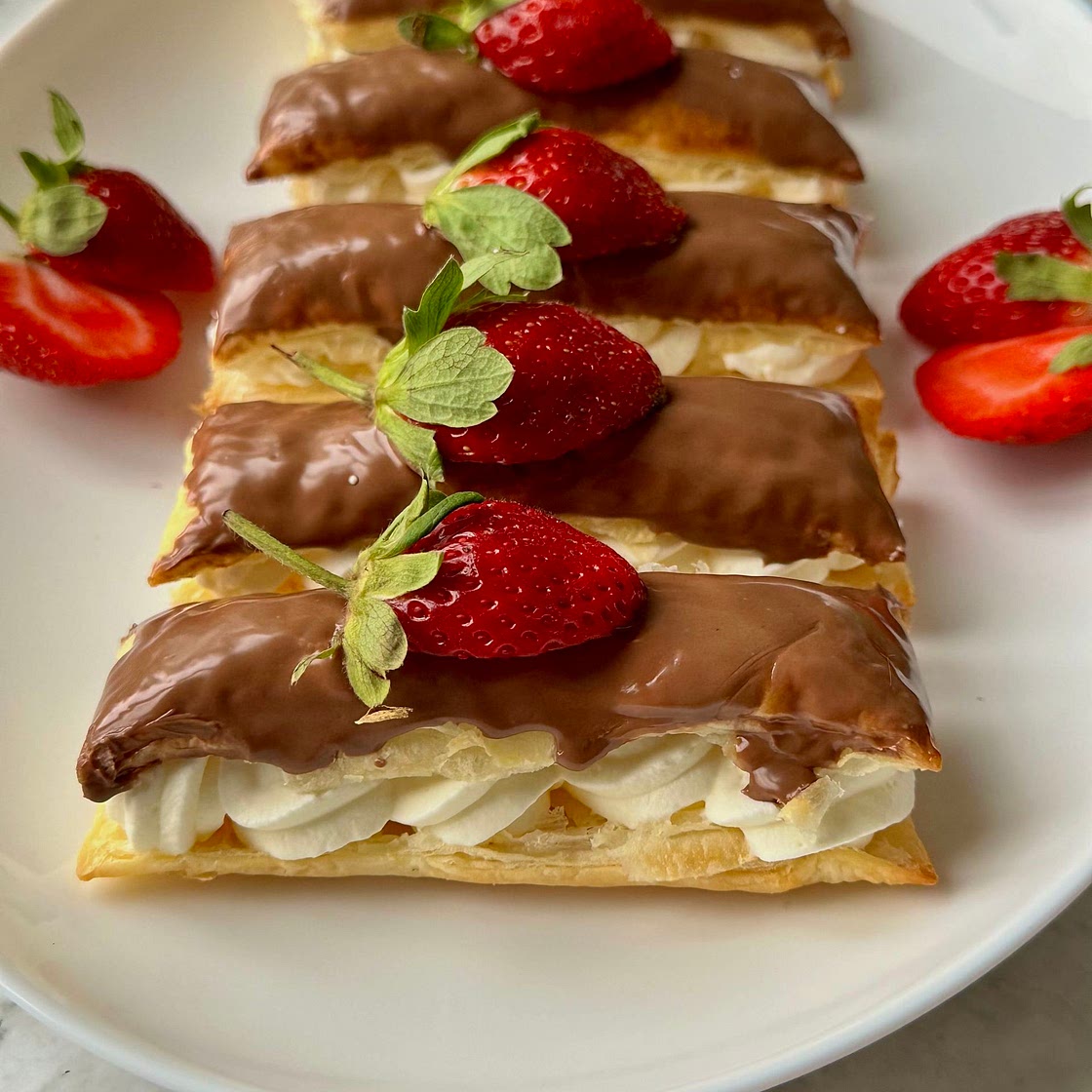 Quick 5 Ingredient Chocolate Cream Puffs 