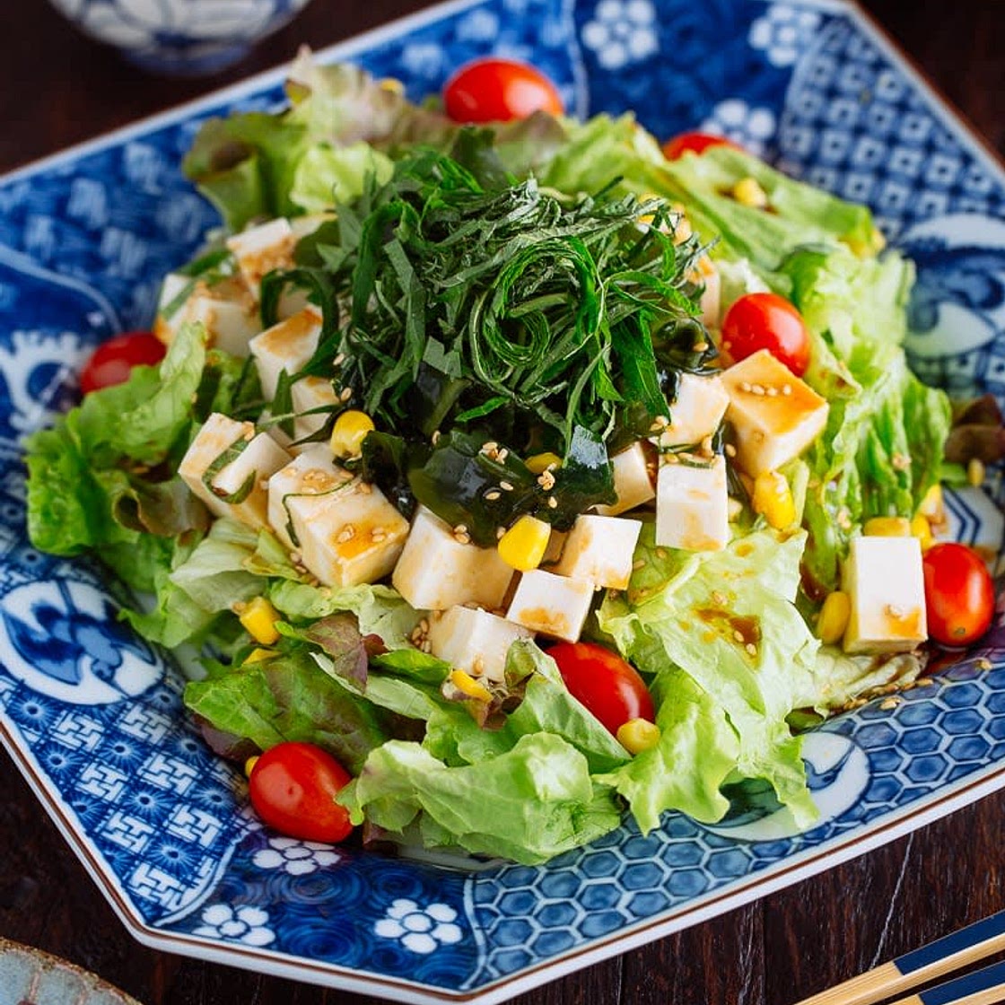 Wakame Salad with Tofu and Sesame Dressing