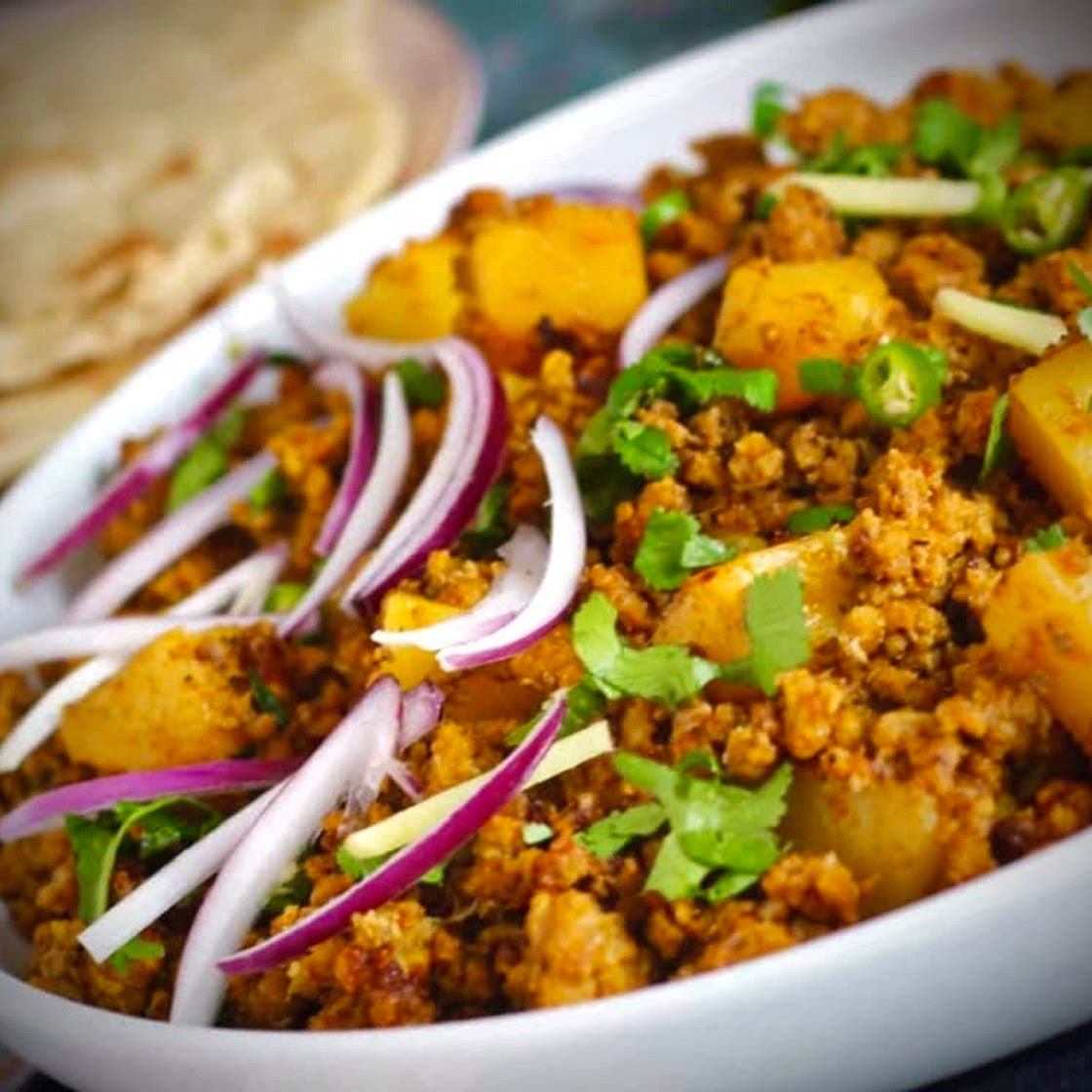 Batata Harra B’ Lahmeh  (Spicy Potatoes with Meat)