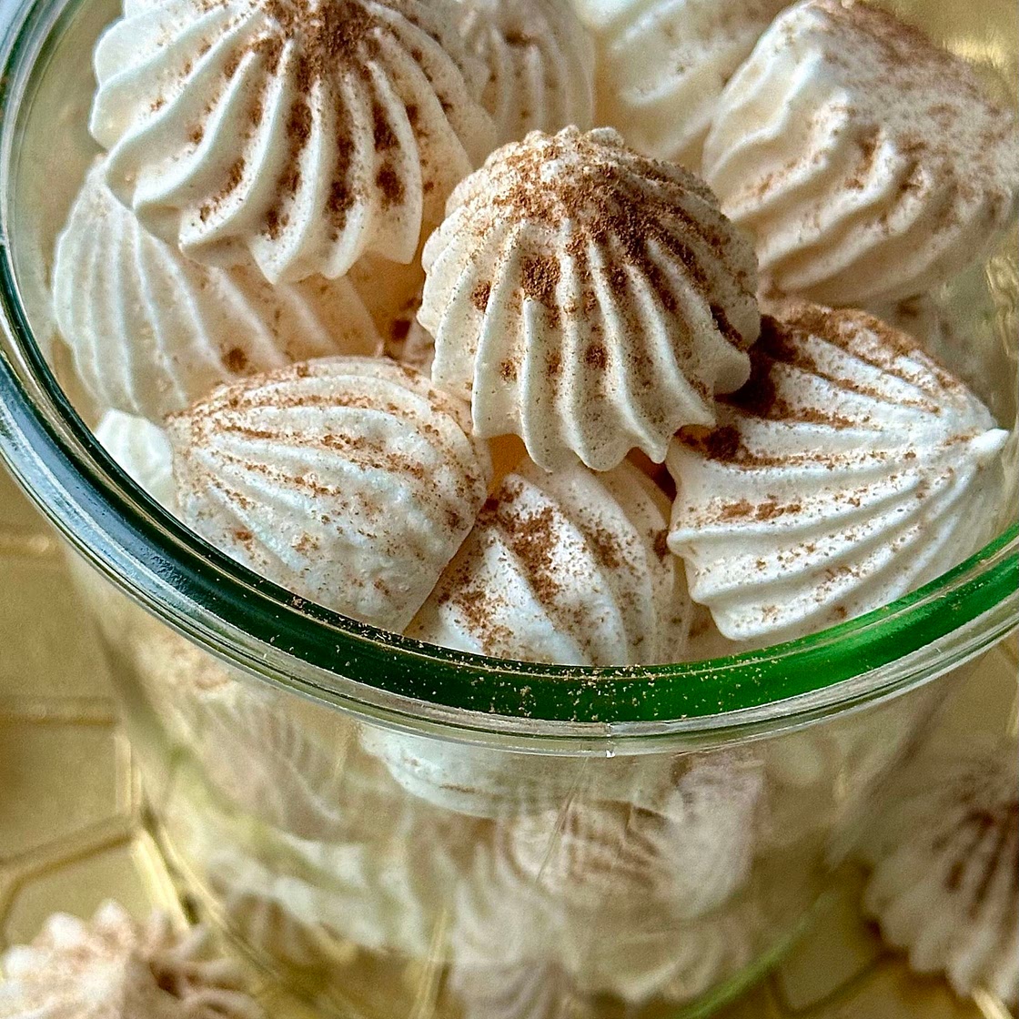 4 Ingredient Cinnamon Kisses 