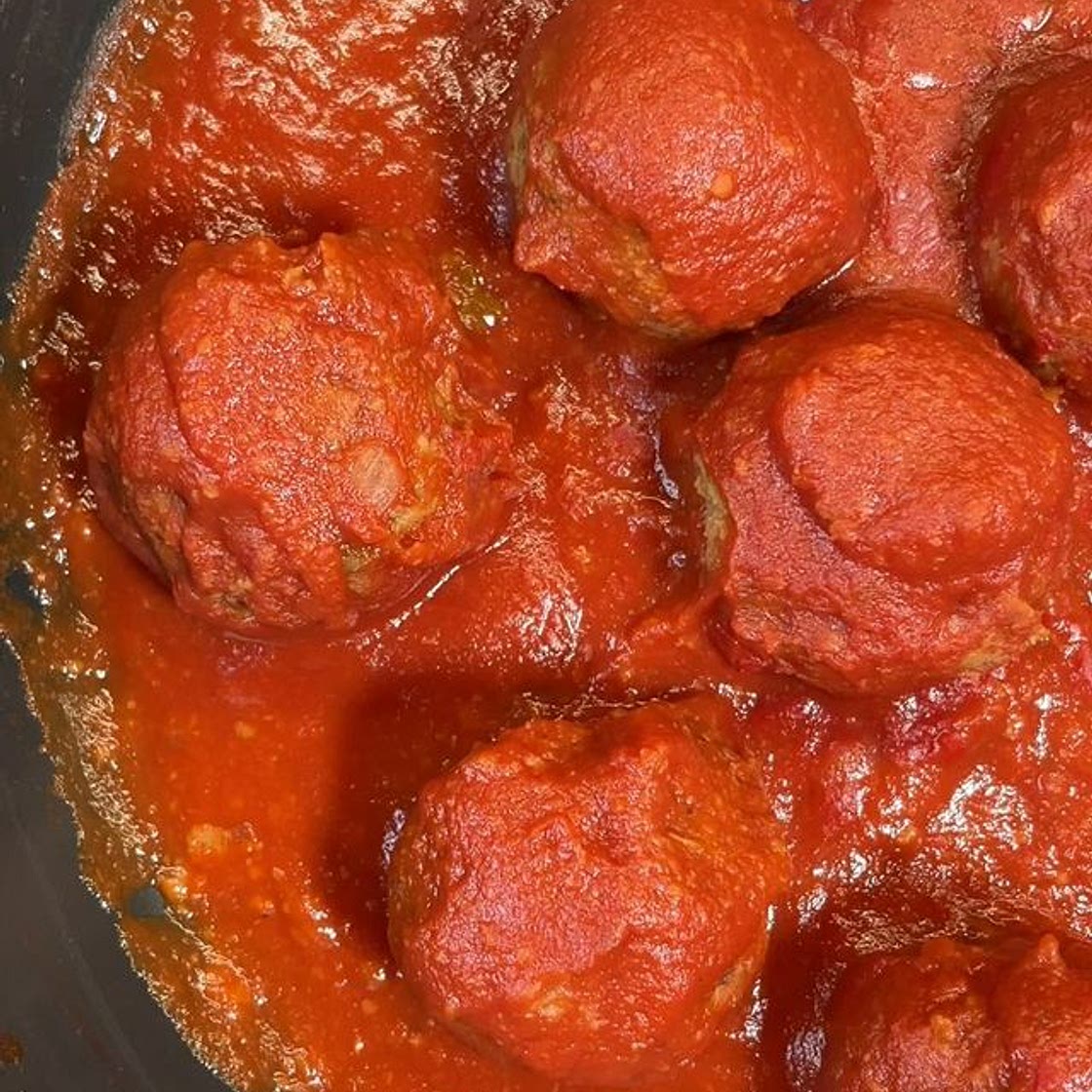 POLPETTE DI LENTICCHIE (e melanzane) AL SUGO