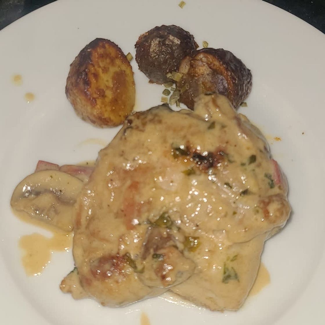 Creamy Baked Chicken Thighs with Mushrooms & Bacon