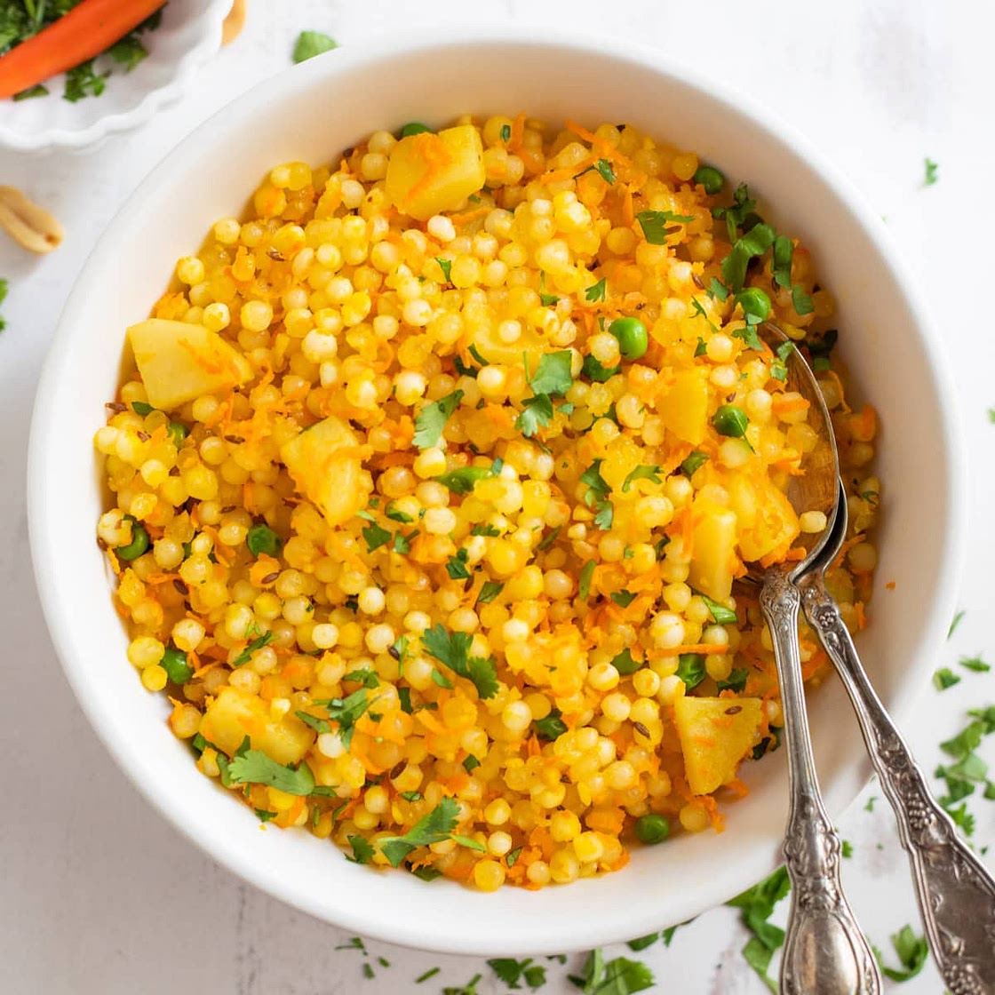 Sabudana Khichdi (Easy, Healthy Recipe)