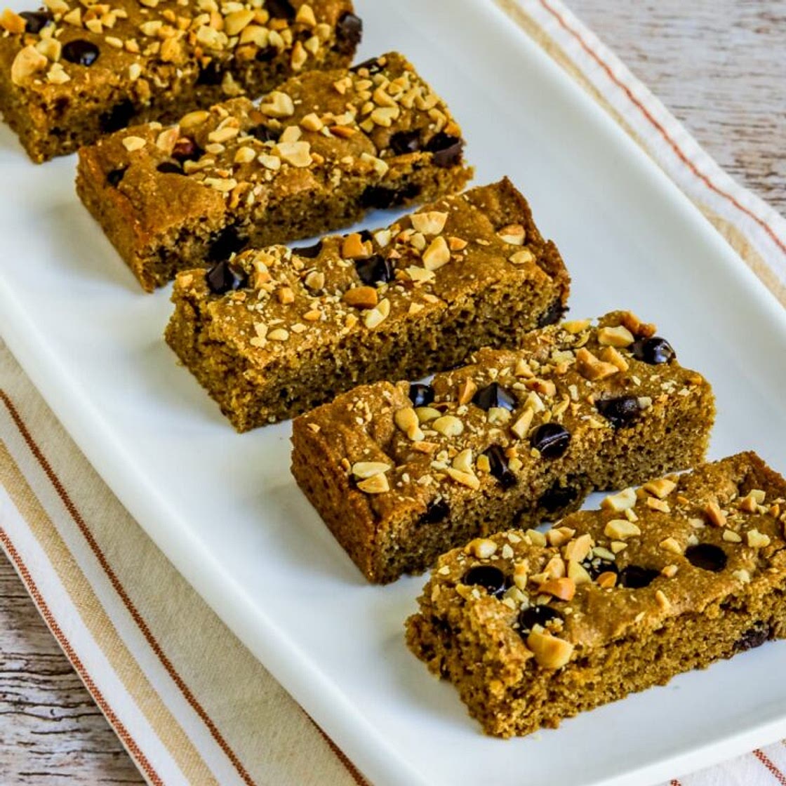 Peanut Butter Chocolate Chip Bars