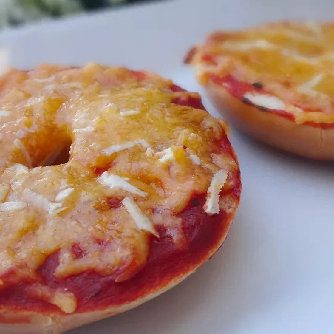 Mini Pizza Bagels