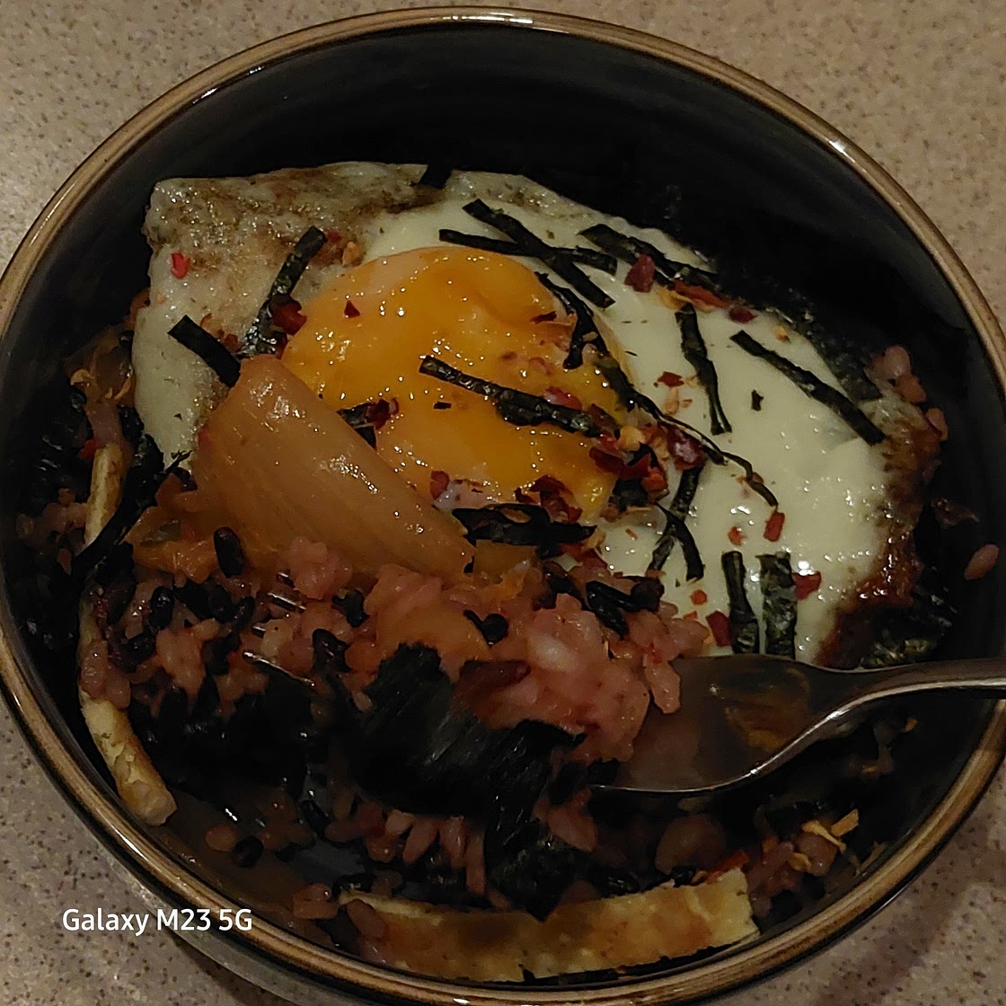 10 minute kimchi fried rice