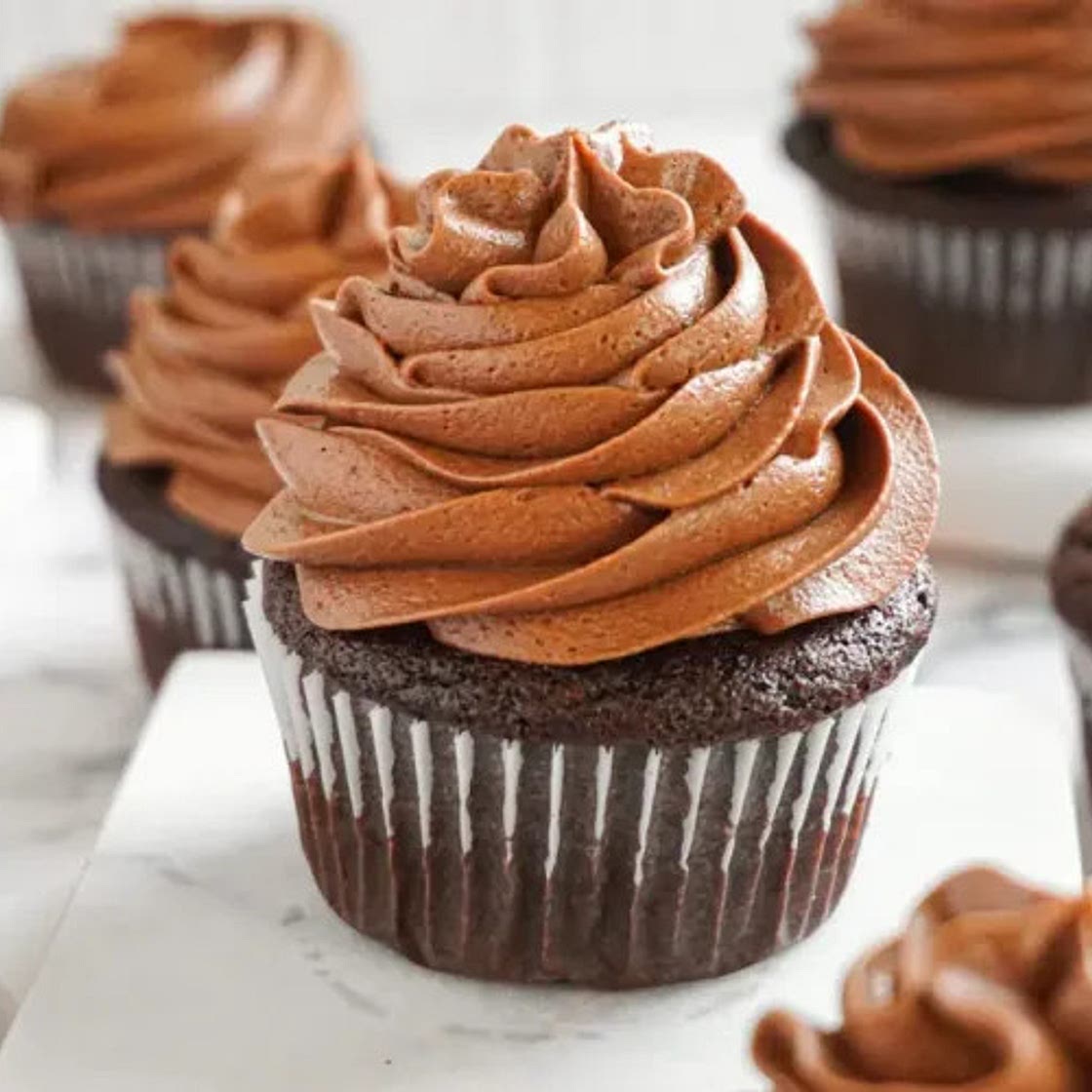 Easy Chocolate Cupcakes