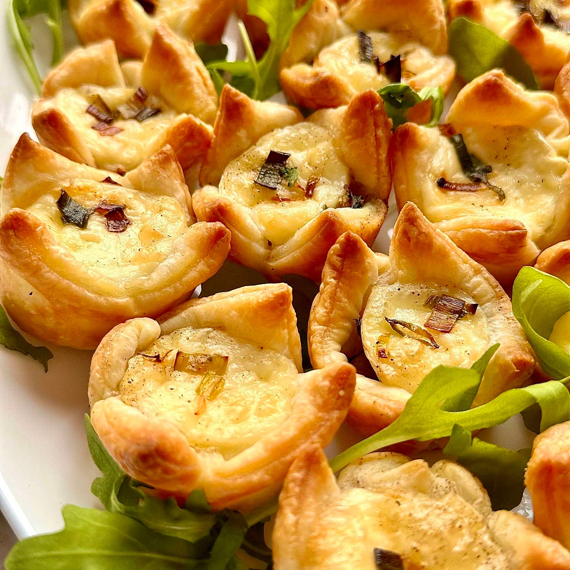 Garlic Leek and Cheese Tartlets 