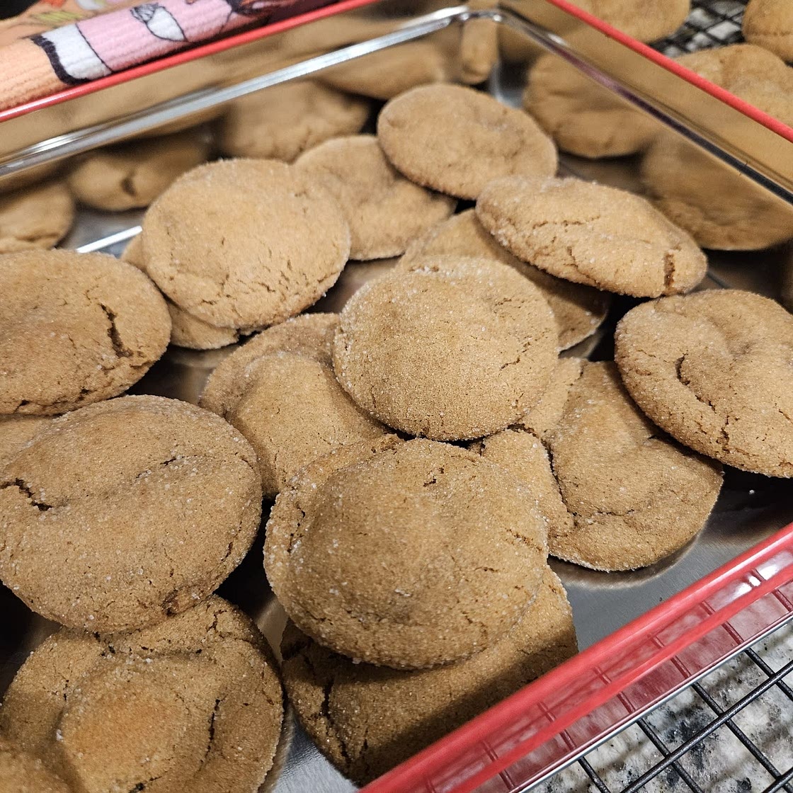 Chewy Ginger Molasses Cookies