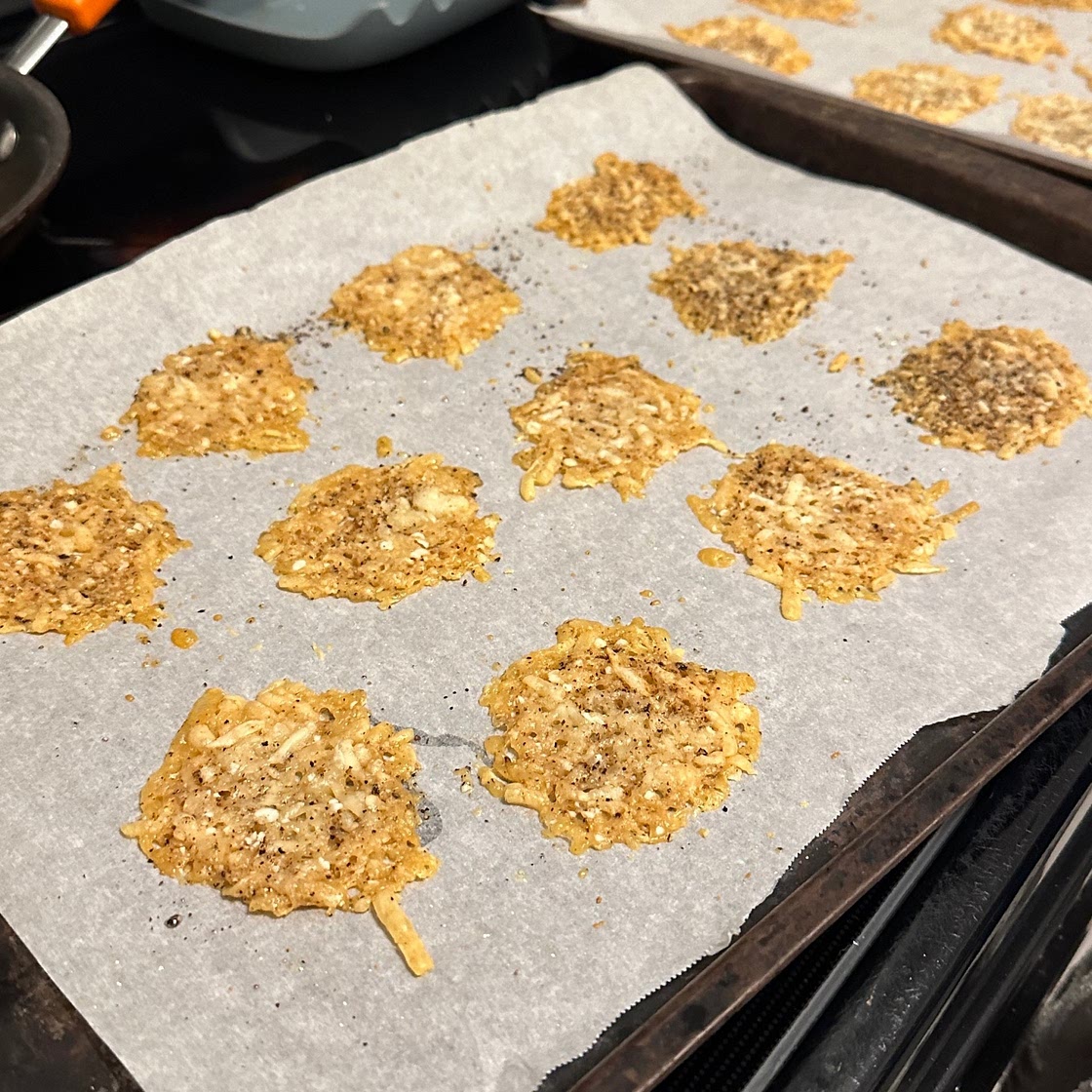 Cacio e Pepe Cheese Crisps