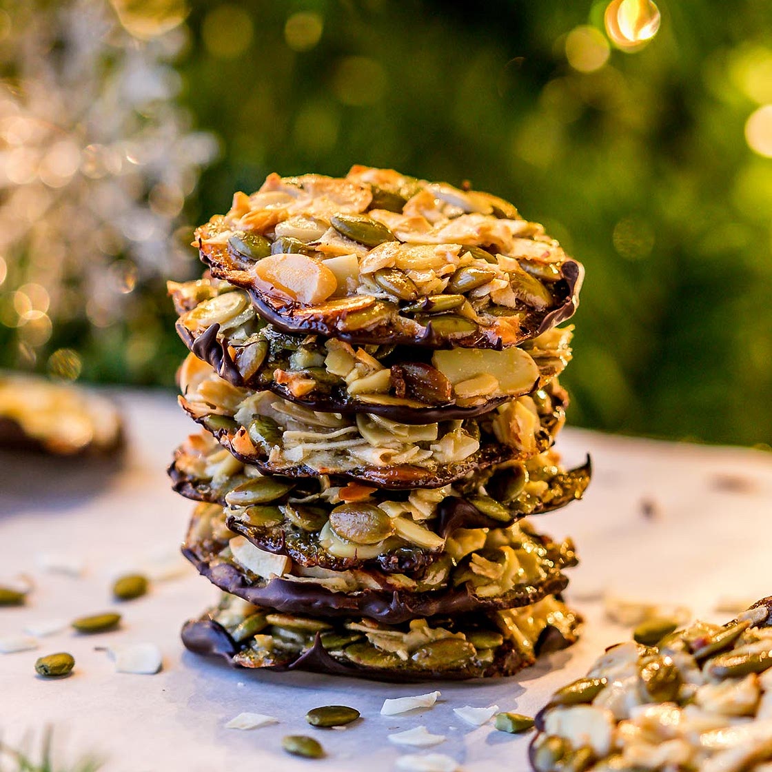 Crunchy Almond Seed Chocolate Cookies