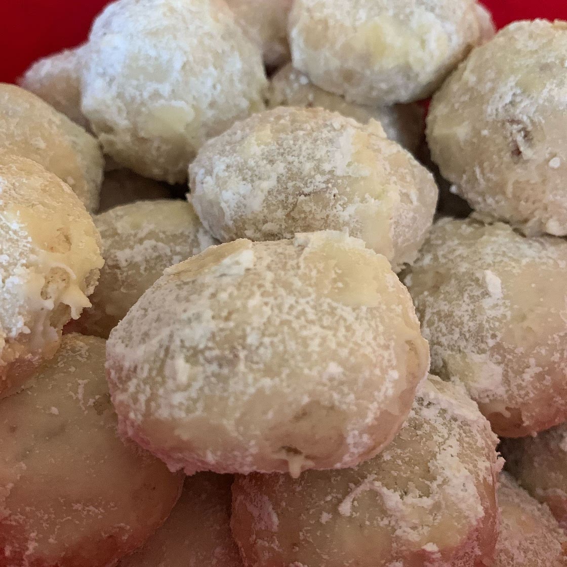 Melt In Your Mouth Pecan Puffs