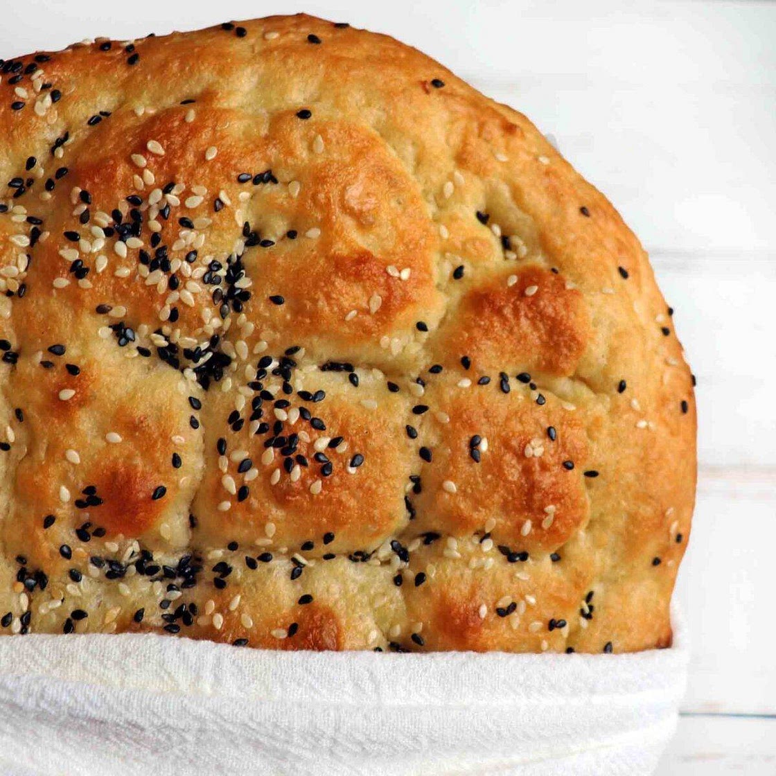 Turkish Pide Bread (Ramazan Pidesi)