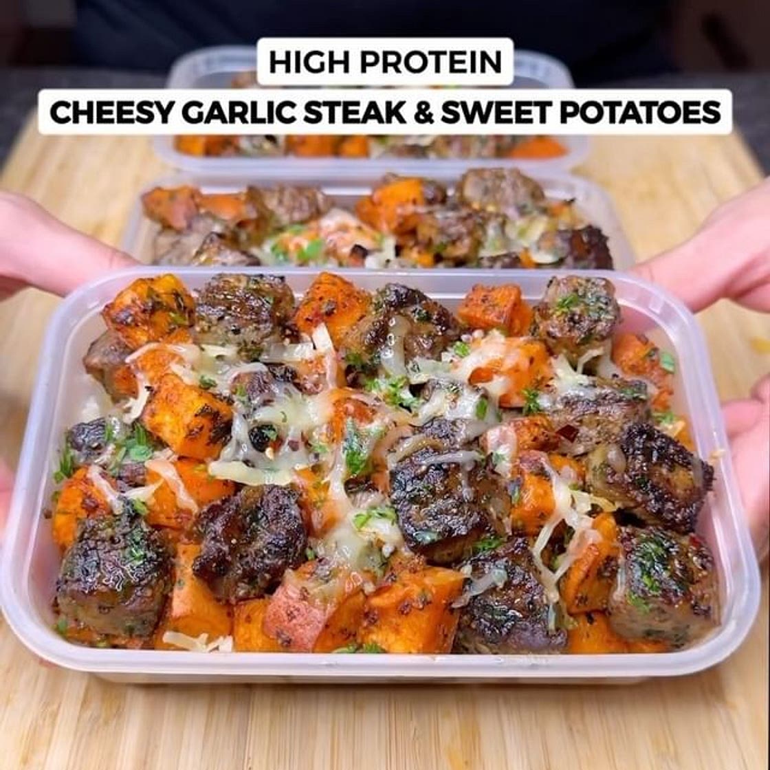 Cheesy Garlic Steak Sweet Potato Bites