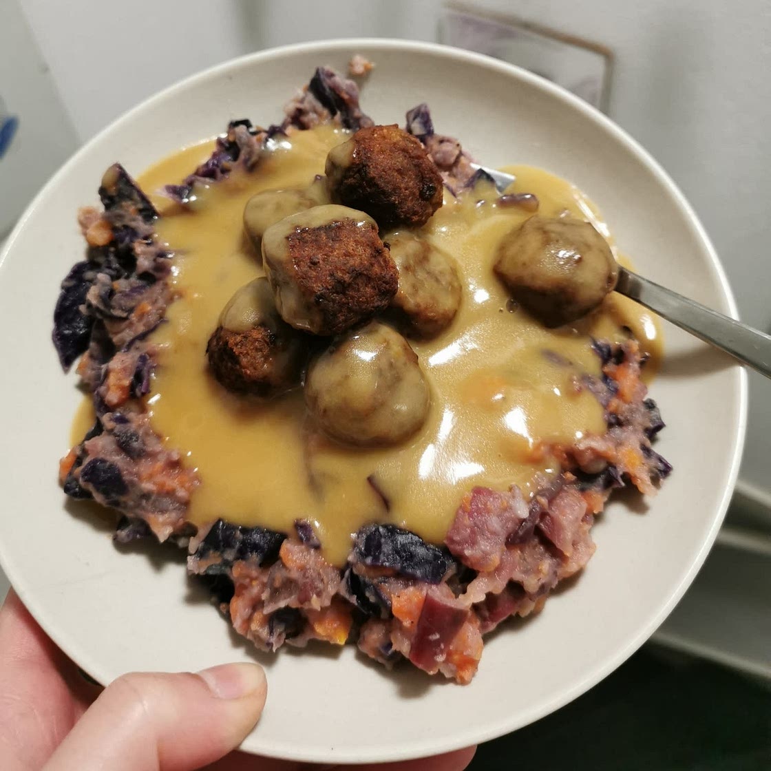 Autumnal one-dish stamppot