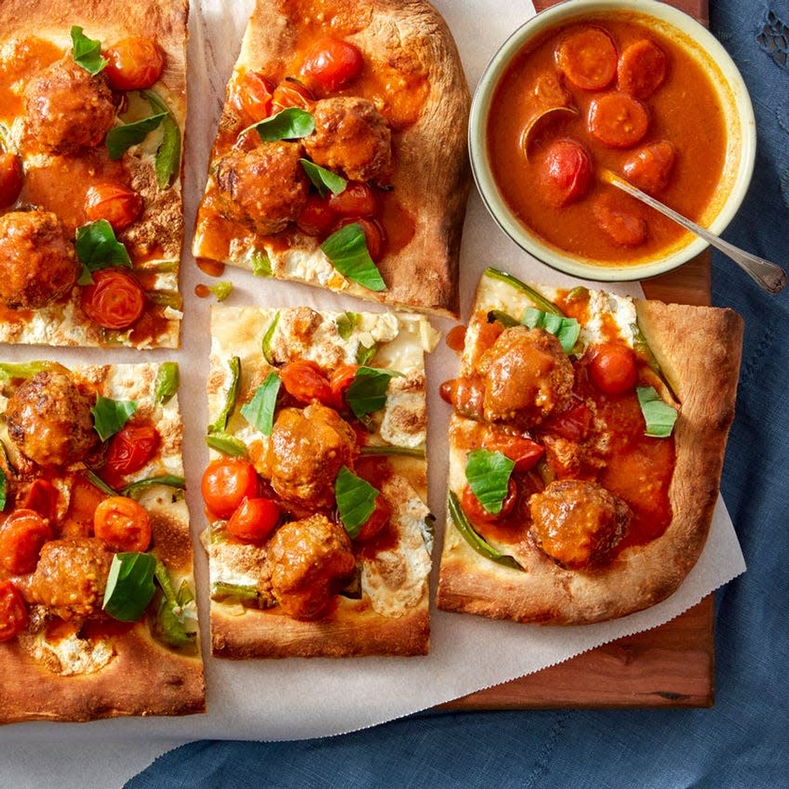Meatball Pizza with Bell Pepper, Fresh Mozzarella, & Cherry Tomatoes