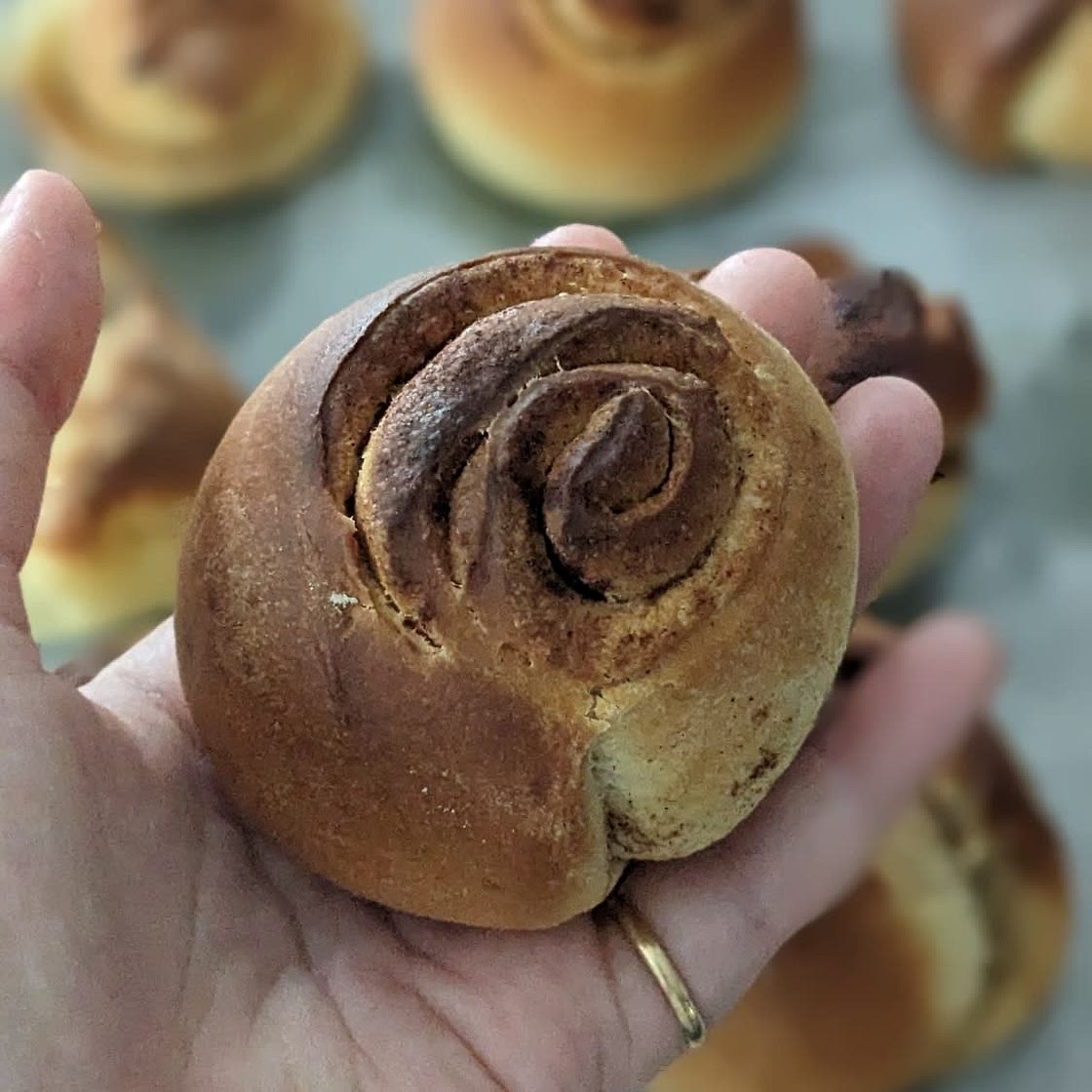Recette des cinnamon rolls ou brioches roulées à la cannelle américaines