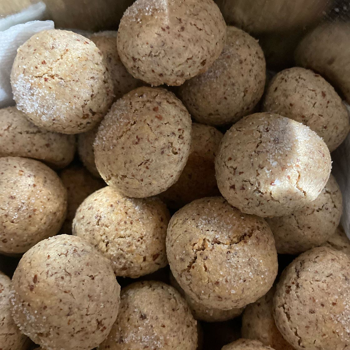 Amaretti Cookies Italian Almond Cookies