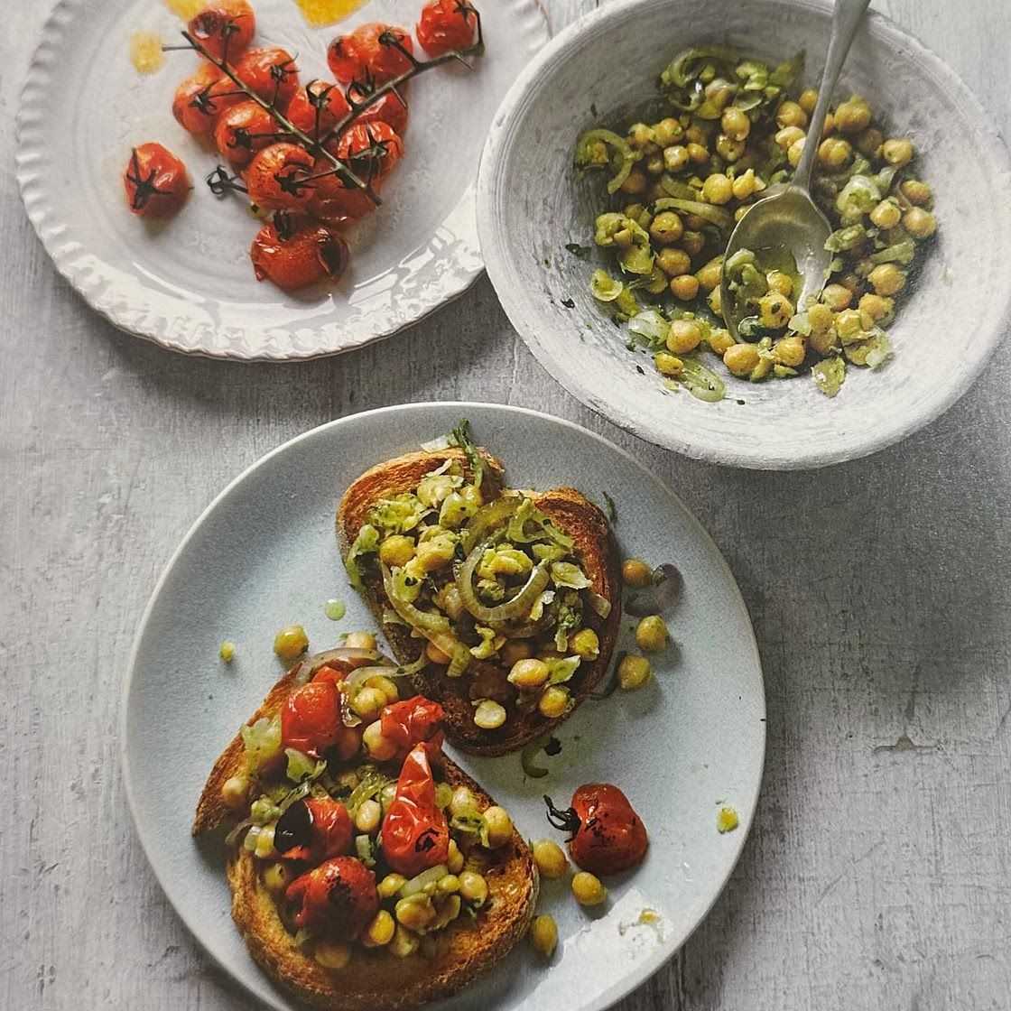 Greek Garlic Toast with Chickpeas
